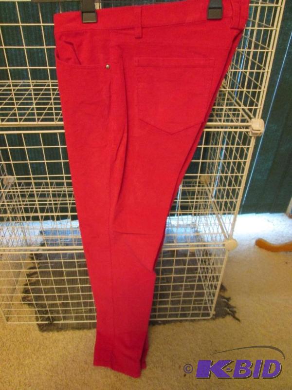 lot 40 image: Ladies New York & Company corduroy pants,...