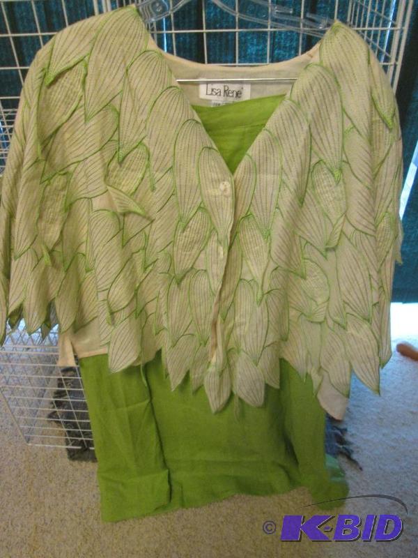 lot 65 image: Lisa Rene dress with top, green size 24W...