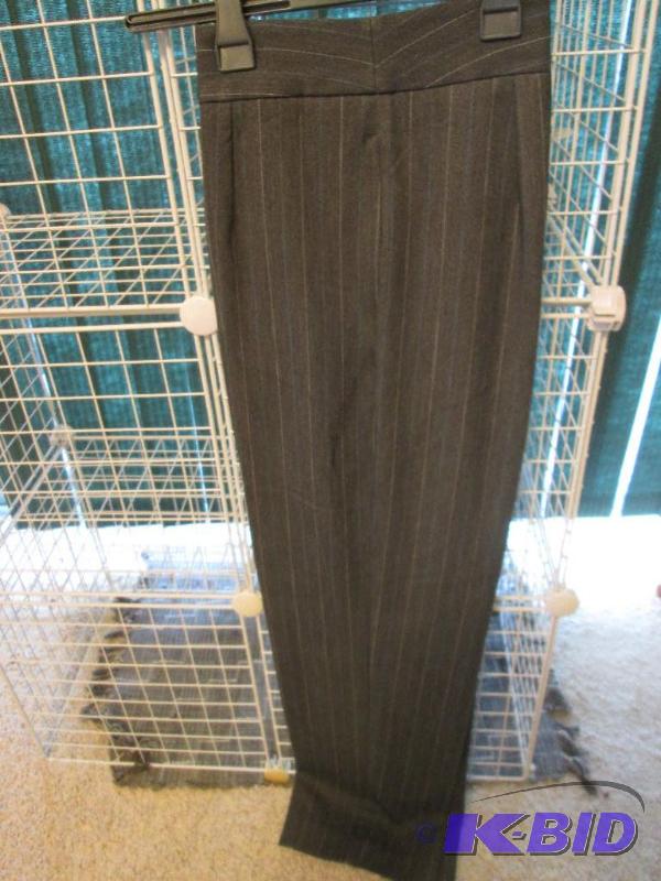 lot 72 image: Liz Claiborn slacks, size 10...