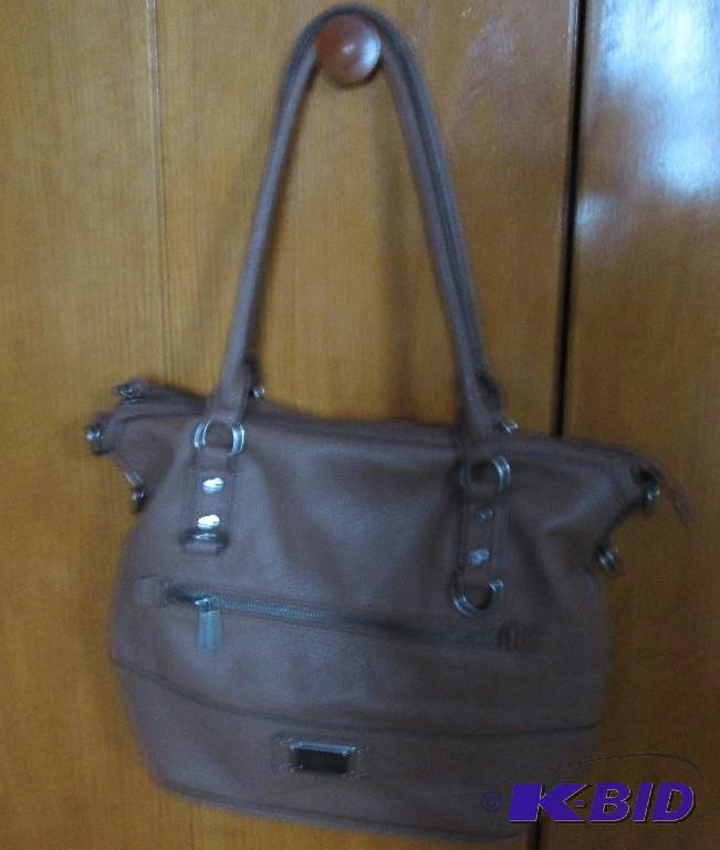 lot 80 image: Liz Claiborne Est. 1976 light brown purse...