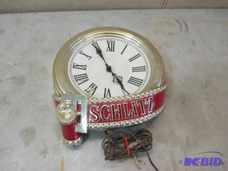 Schlitz clock...