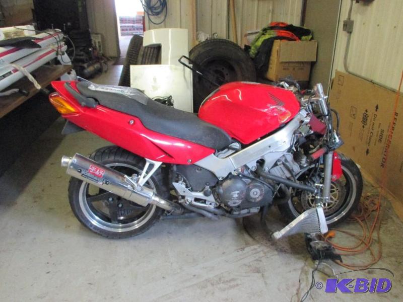 Year 2001 Make Honda Model VFR800 Vehicle ...