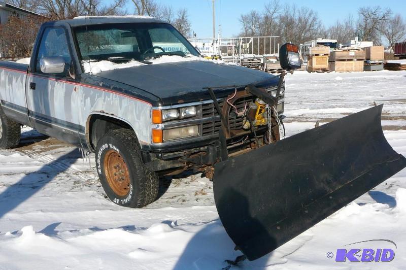 1989 Cheverolet K1500 with Meyers Snow Plow  ...