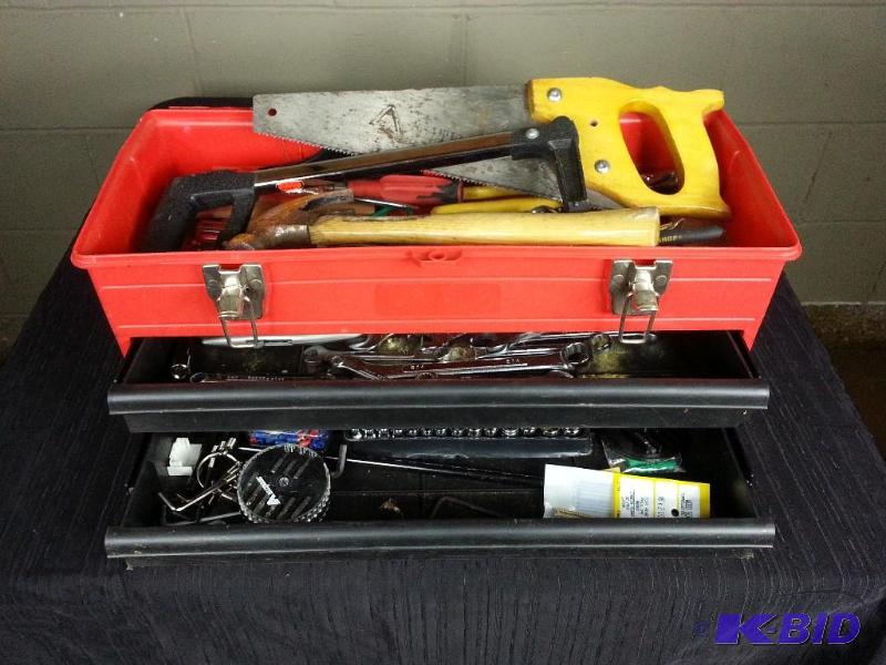 lot 105 image: Tool Box w 2 Pull Out Trays - Loaded w Tools