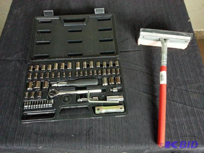 lot 113 image: Socket Wrench Set  Hex Wrenches  Screwdrivers  Squeegie