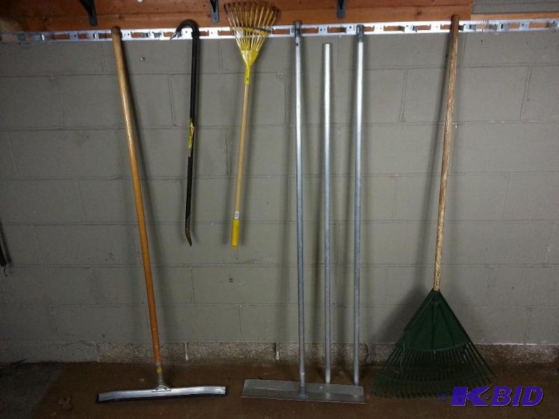 lot 127 image: Lot of (5) Implements #4