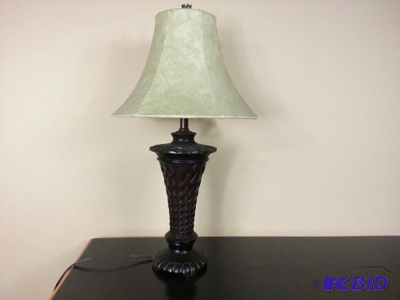 lot 24 image: Elaborate Wicker Table Lamp