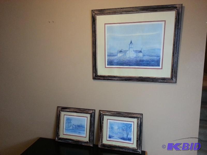 lot 41 image: Lot of (3) Distressed Wood Frames - (1) Larger w (2) Smaller
