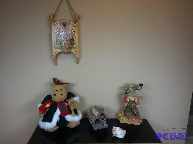 lot 60 image: Miscellaneous Seasonal Lot