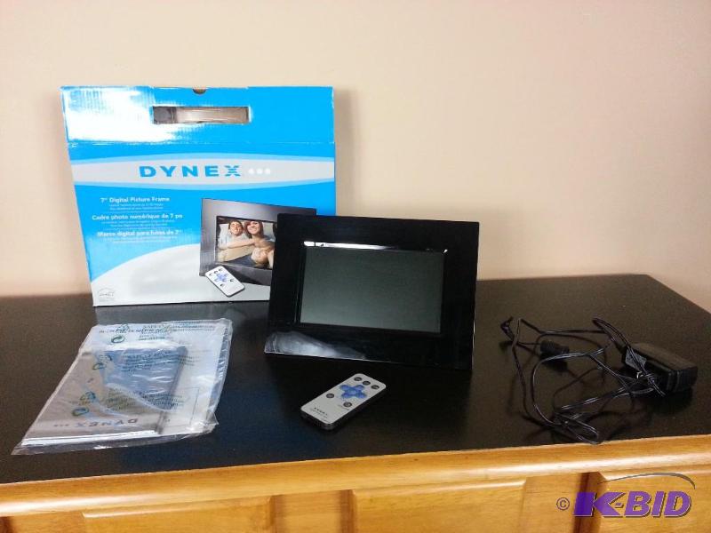 lot 75 image: Dynex 7 Digital Picture Frame w Remote