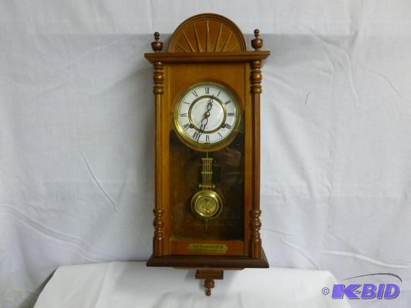 lot 1 image: Antique Wind Up Clock In Very Good Condition