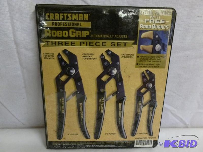 lot 102 image: CRAFTSMAN - 3 Piece Set of Robo Grips