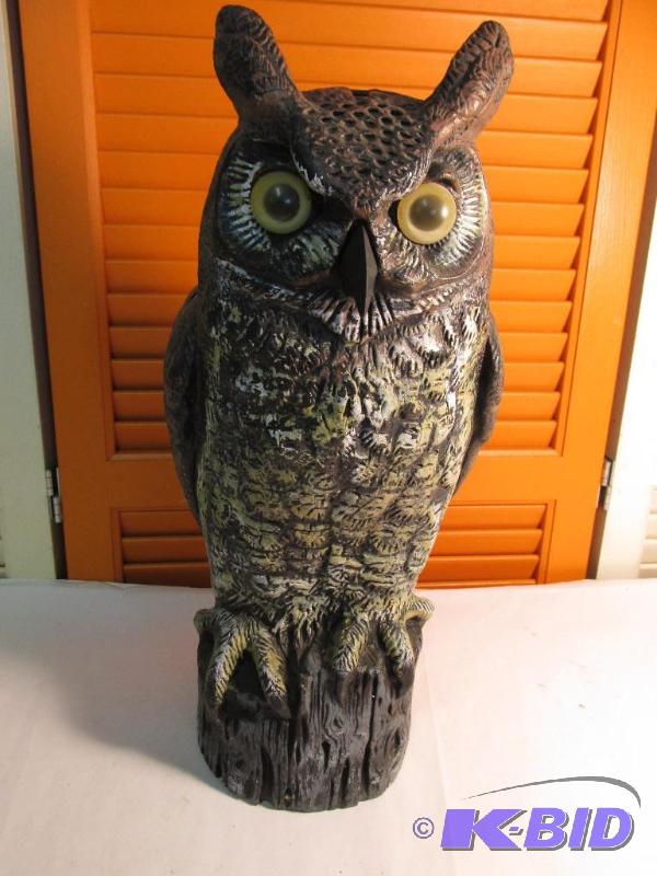 lot 110 image: OWL