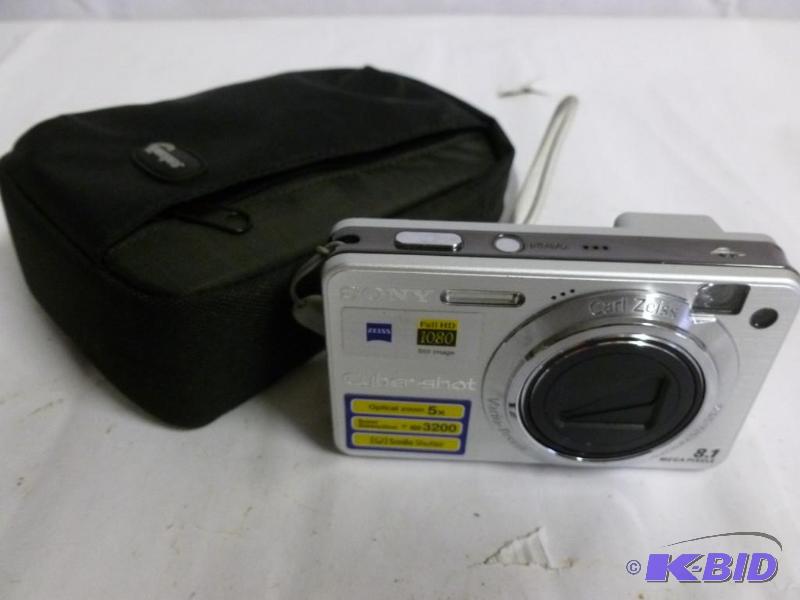 lot 61 image: Sony Cyber Shot