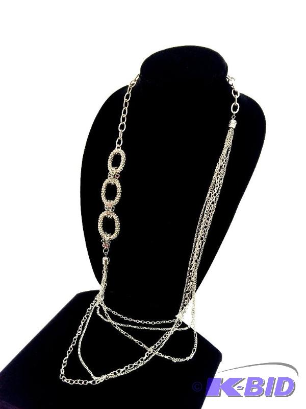 lot 10 image: Silver Fashion necklace Big and bulky just the way we like to wear them