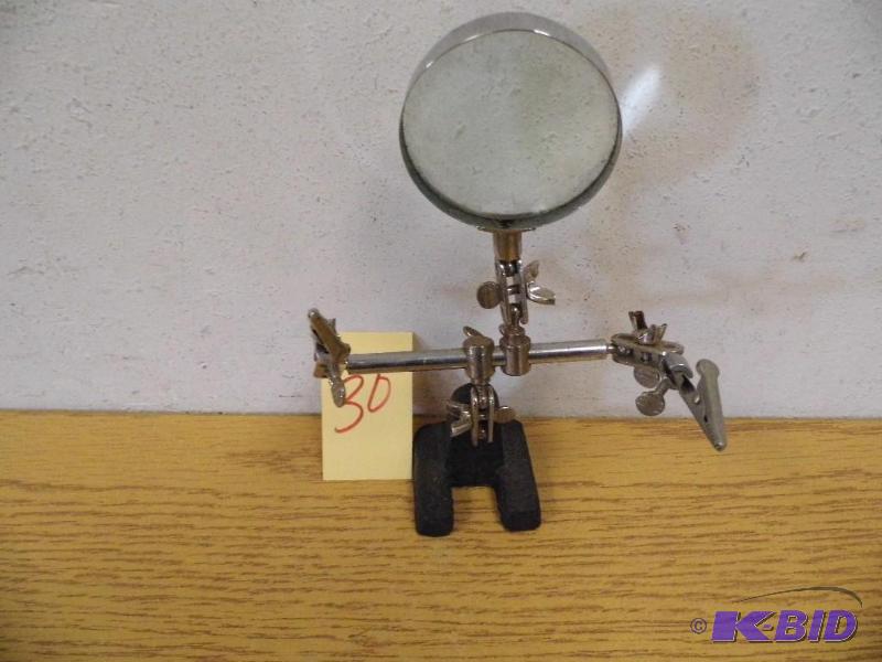 Magnifyer For Fly Tying