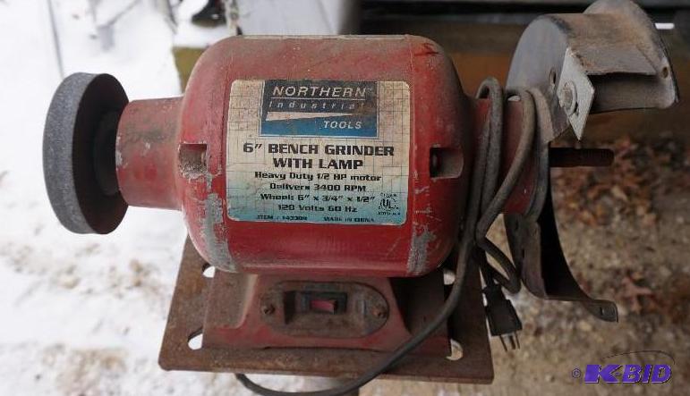 Northern Tool 6&quot Bench Grinder With Lamp...