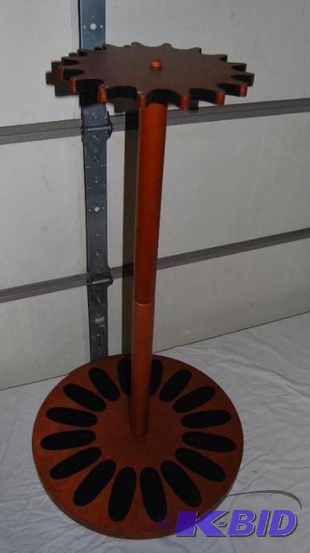 lot 15 image: 24 Gun Rotating Rifle Rack with Magnets, 28 d...