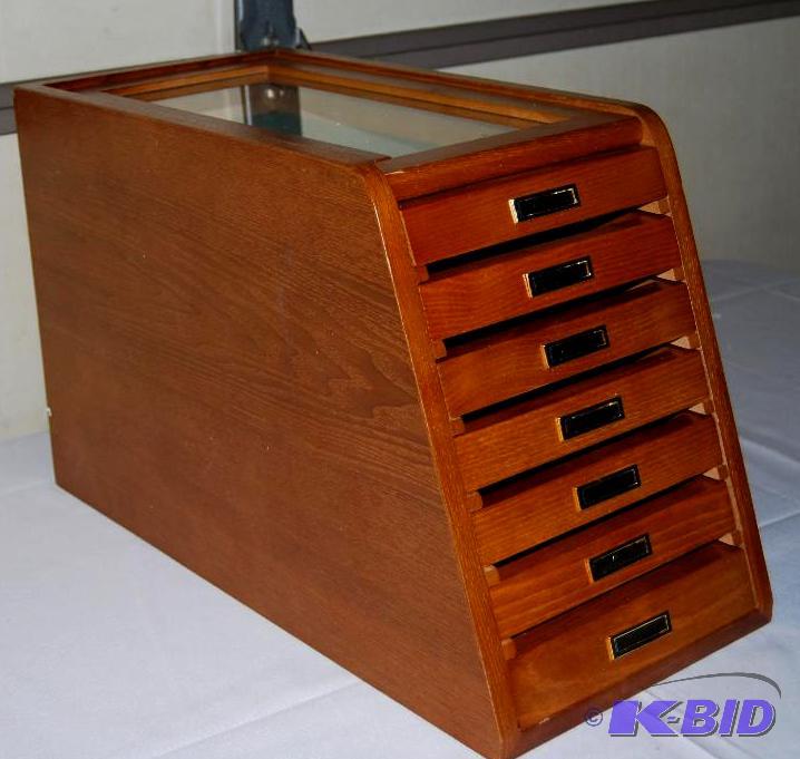 lot 36 image: Collectors Cabinet Display Case, 7 drawers, ...