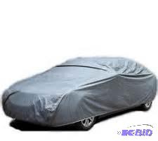 lot 38 image: Highland Full Size Car Cover, fits cars from ...