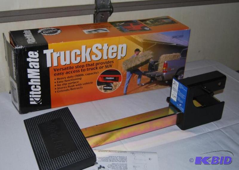 lot 42 image: HitchMate TruckStep, fits most 2 x 2" re...