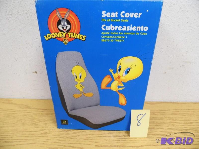 lot 8 image: Seat Cover