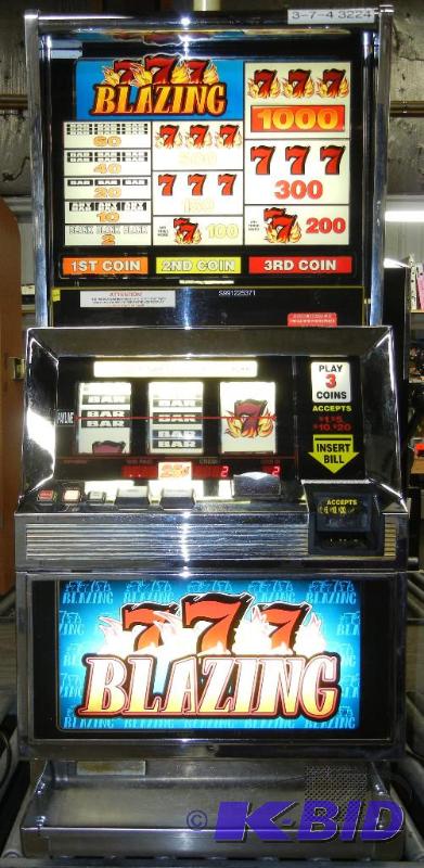 lot 1007 image: BALLY S6000 BLAZING 7s REEL SLOT MACHINE