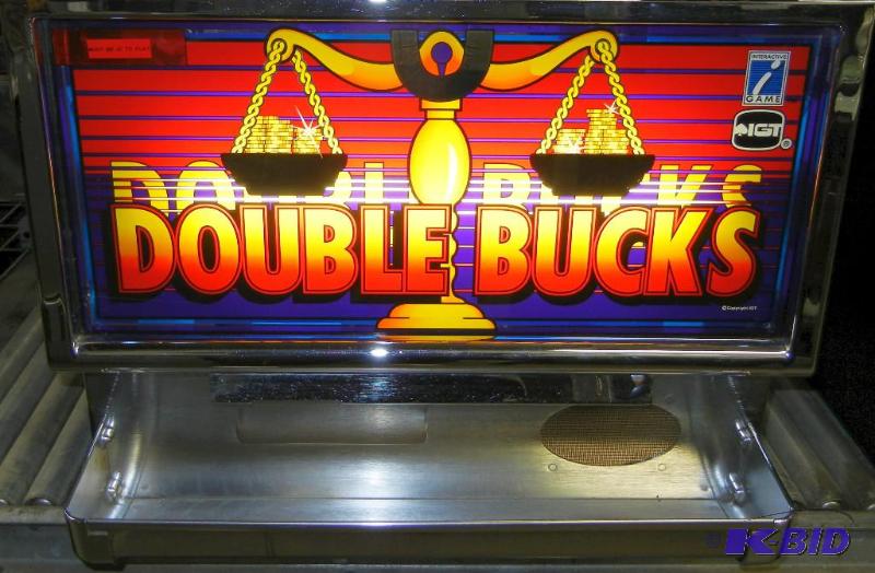 Game king double bucks slot machine