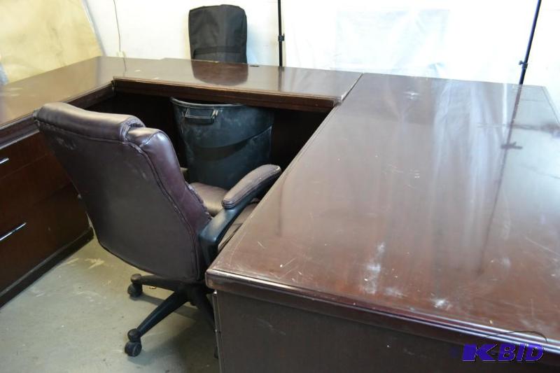 Desk & Chair