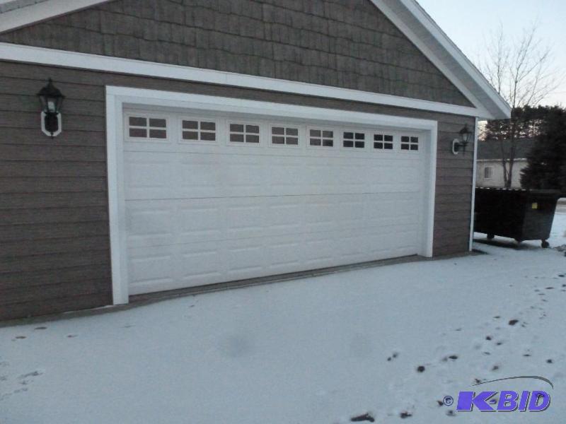 lot 2 image: 7x16 Garage Insulated Garage Door