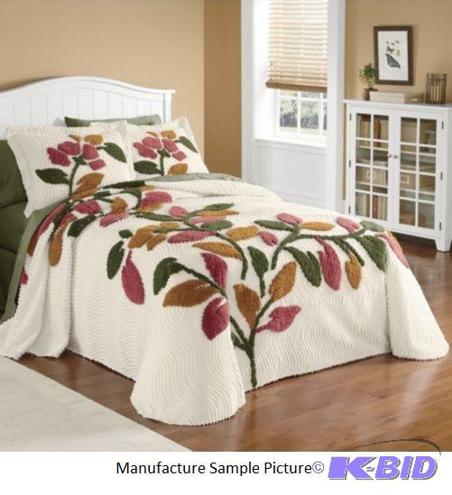 lot 145 image: Sonesta Chenille Bedspread - King - Spice col...