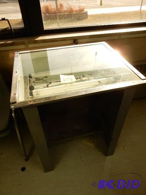 lot 124 image: Light Table