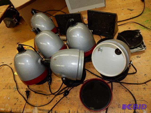 lot 149 image: Kodak Dark Room Lights
