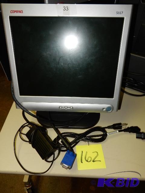 lot 162 image: Compaq 5017 Flat Screen Monitor