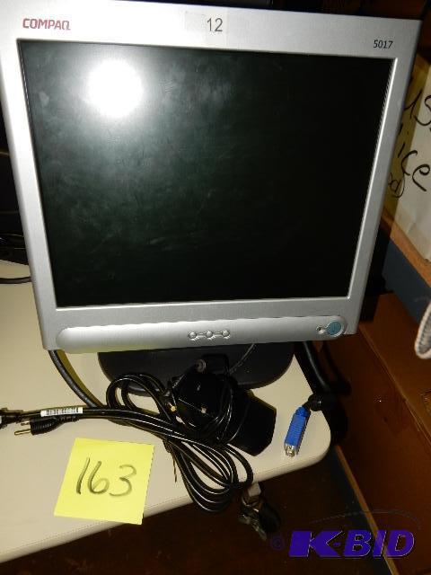 lot 163 image: Compaq 5017 Flat Screen Monitor