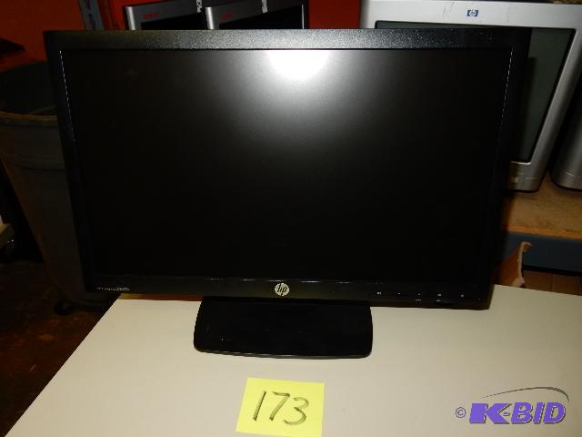lot 173 image: Computer Monitors