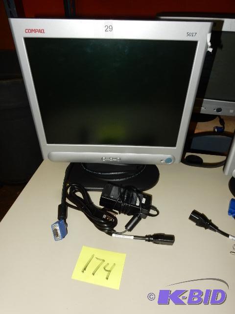 lot 174 image: Compaq 5017 Flat Screen Monitor