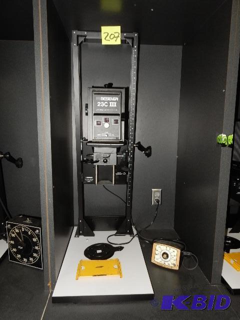 lot 207 image: Beseler Photo Enlarger
