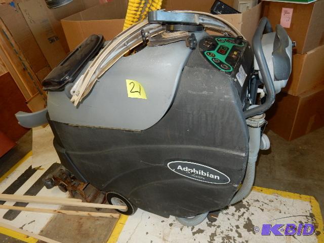 lot 21A image: ADVANCE Adphibian, Floor Polisher
