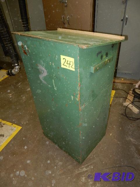 lot 242 image: Lecture Podium