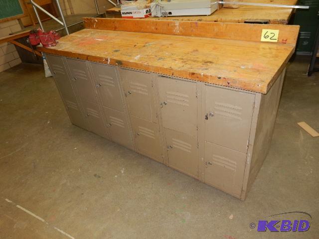 lot 62 image: Solid Work Bench