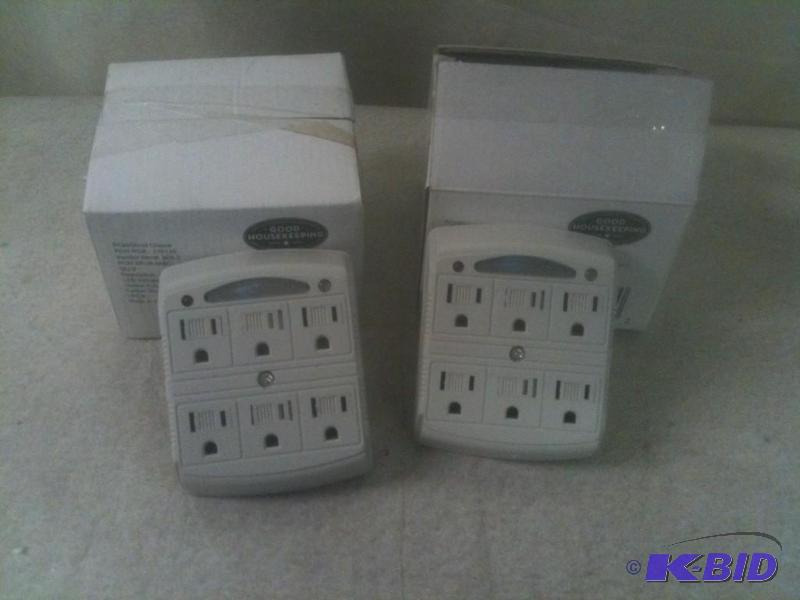 Lot of 6 Grounded Wall Taps