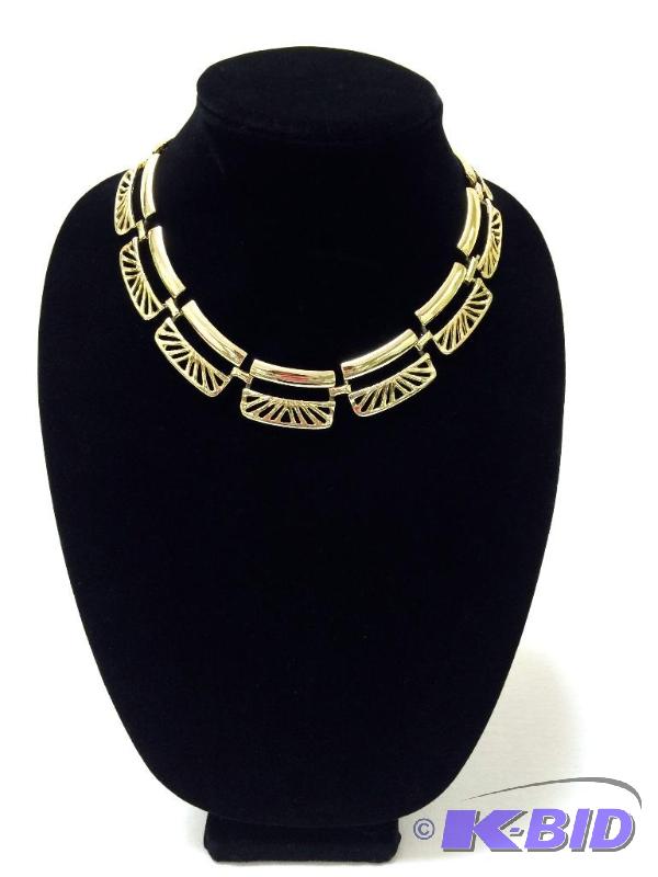 Large 1970s necklace gold colored