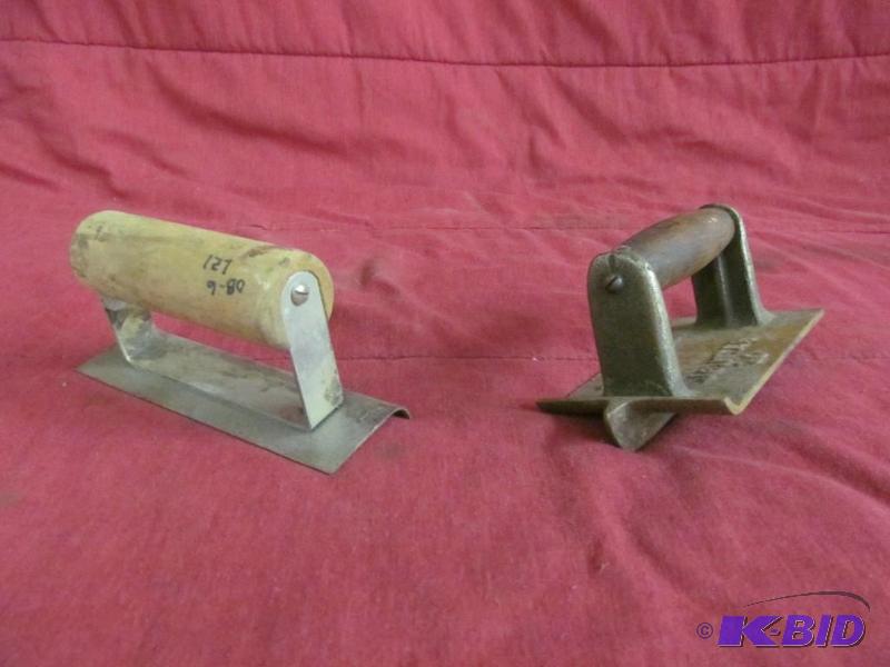 lot 135 image: Tool