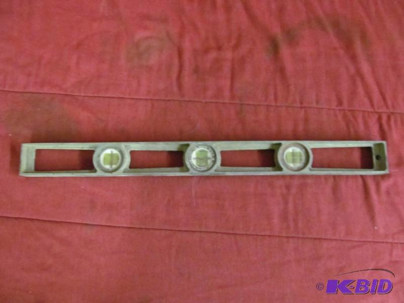 lot 139 image: Level