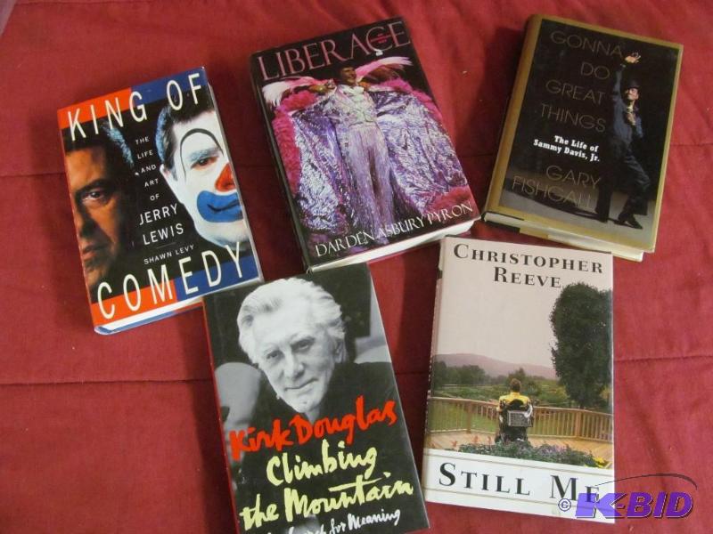 lot 8 image: Books