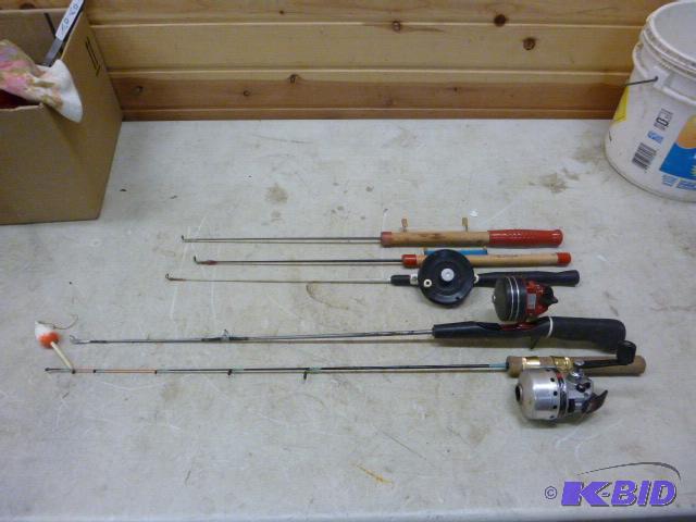 lot 110 image: Miscellaneous Ice Fishing Rods...