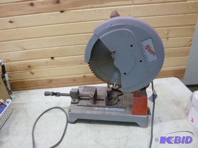 lot 60 image: Milwaukee Heavy Duty 14" Dry Cut Machine...