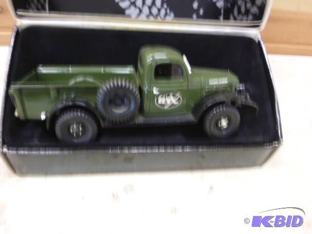 lot 77 image: 1946 Dodge Power Wagon ERTL Eix metal die cas...