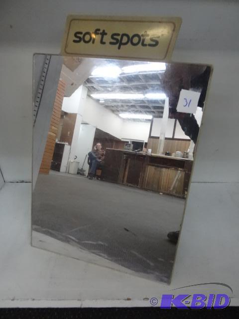 lot 31 image: Shoe mirror...
